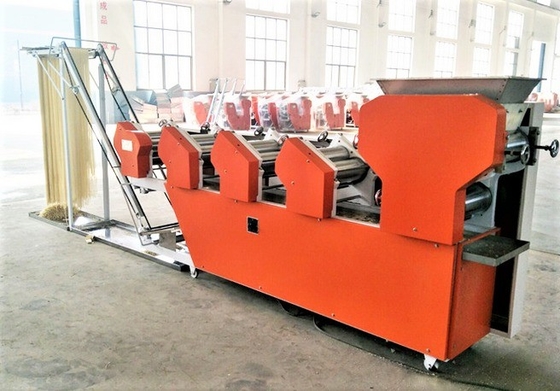 Grootschalige noedelproductielijn met automatisch stokhangsysteem en 150-800 kg/uur