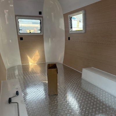 Elektrisch systeem voorzien Catering trailer roestvrij staal Food Van voor kledingwinkels