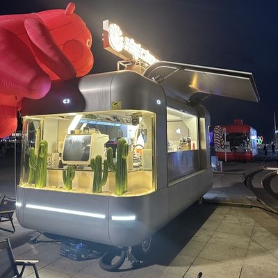 Elektrische koffie-burgerbussen Voedseltruck met volledige keukenapparatuur en eenvoudige bediening