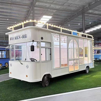 Elektrische mobiele kledingtrailer voor kleding van mannen, vrouwen en kinderen