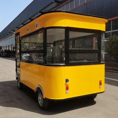 Fastfood Snacks Alcoholische dranken en ijs Truck met optionele opstelling