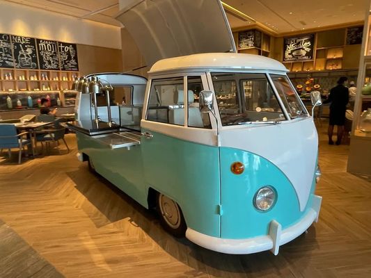 Outdoor fastfood karretjes Crepe food truck met snack mobiele keuken kookapparatuur