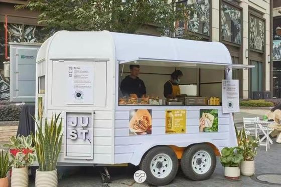 Volledig uitgeruste mobiele straatvoertuigen voor multifunctionele fastfoodtrailers