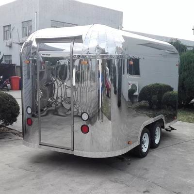 2022 Capaciteit Food Truck Trailer met multifunctioneel en roestvrij staal ontwerp